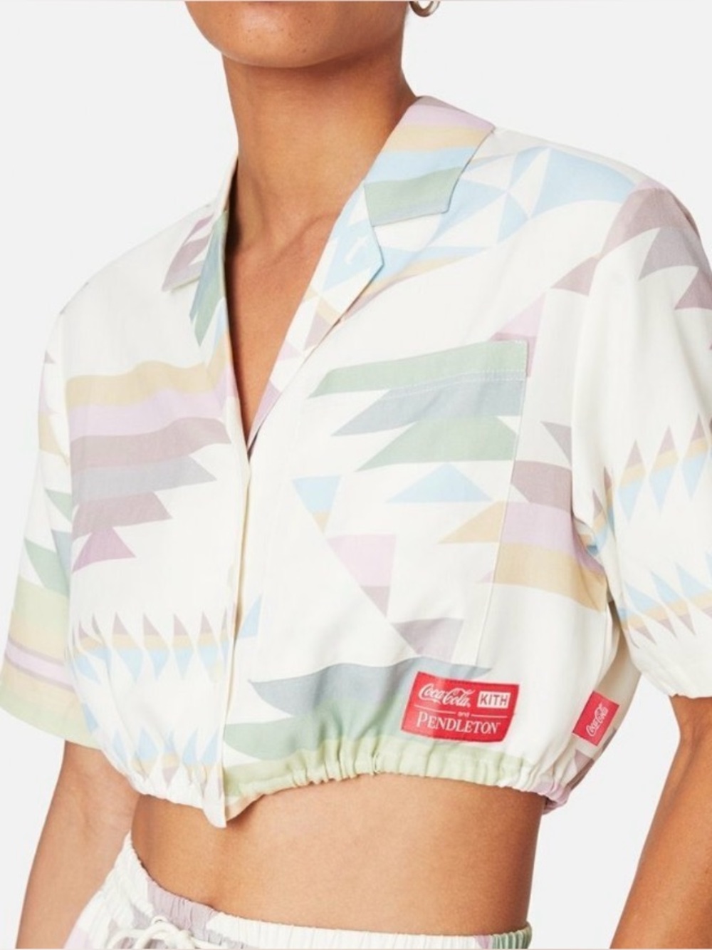 Kith Women x Coca-Cola Cropped Camp Collar Top - Size XS Ivory /‎ Multi